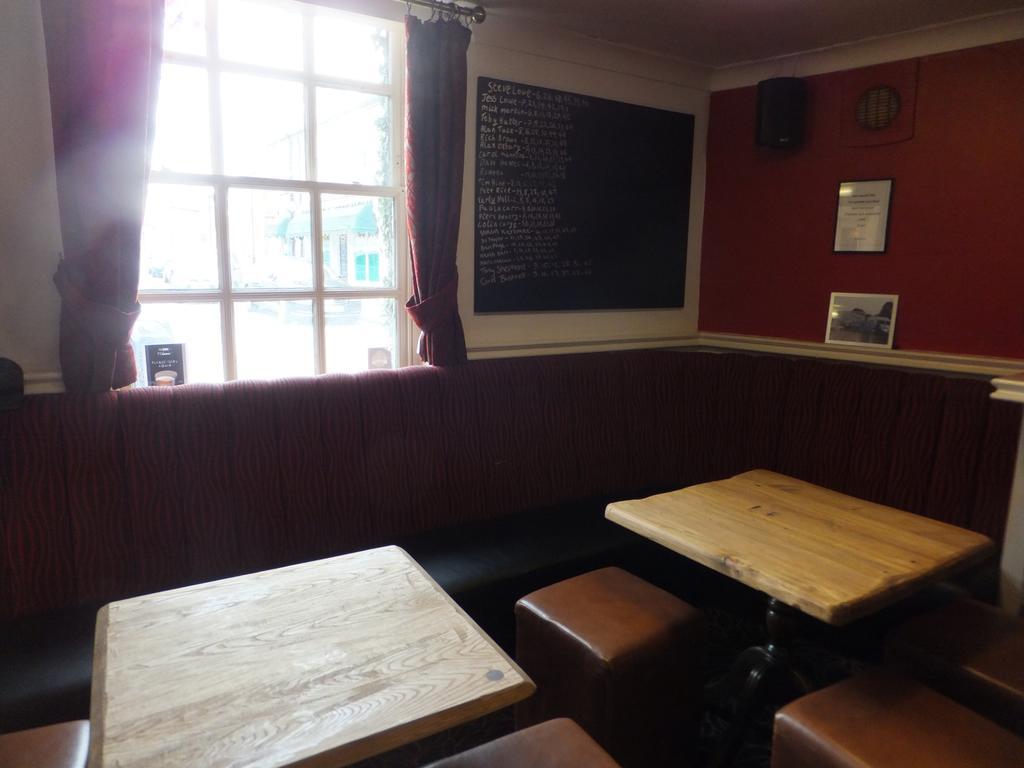 The Red Lion, Stretham Hotel Kültér fotó
